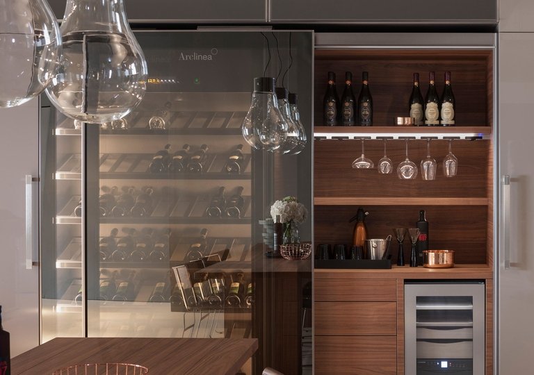 Каких размеров бывают встраиваемые винные шкафы