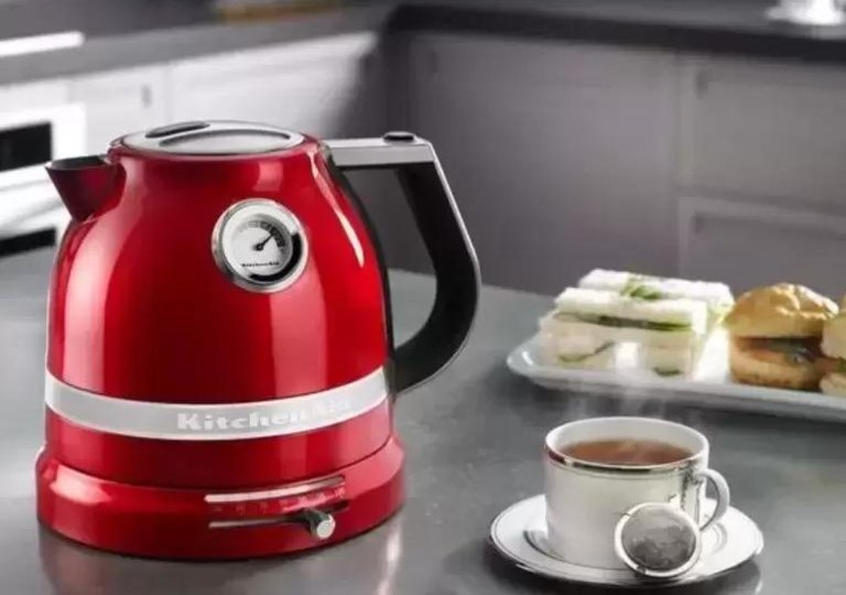 Обзор электрочайника KitchenAid 5KEK1522ECA Обзор электрочайника KitchenAid 5KEK1522ECA