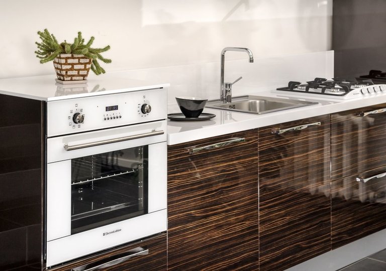 Обзор популярных моделей духовых шкафов