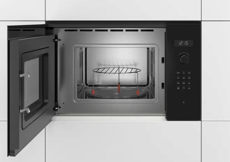 Обзор микроволновой печи Bosch BEL524MB0 Обзор микроволновой печи Bosch BEL524MB0